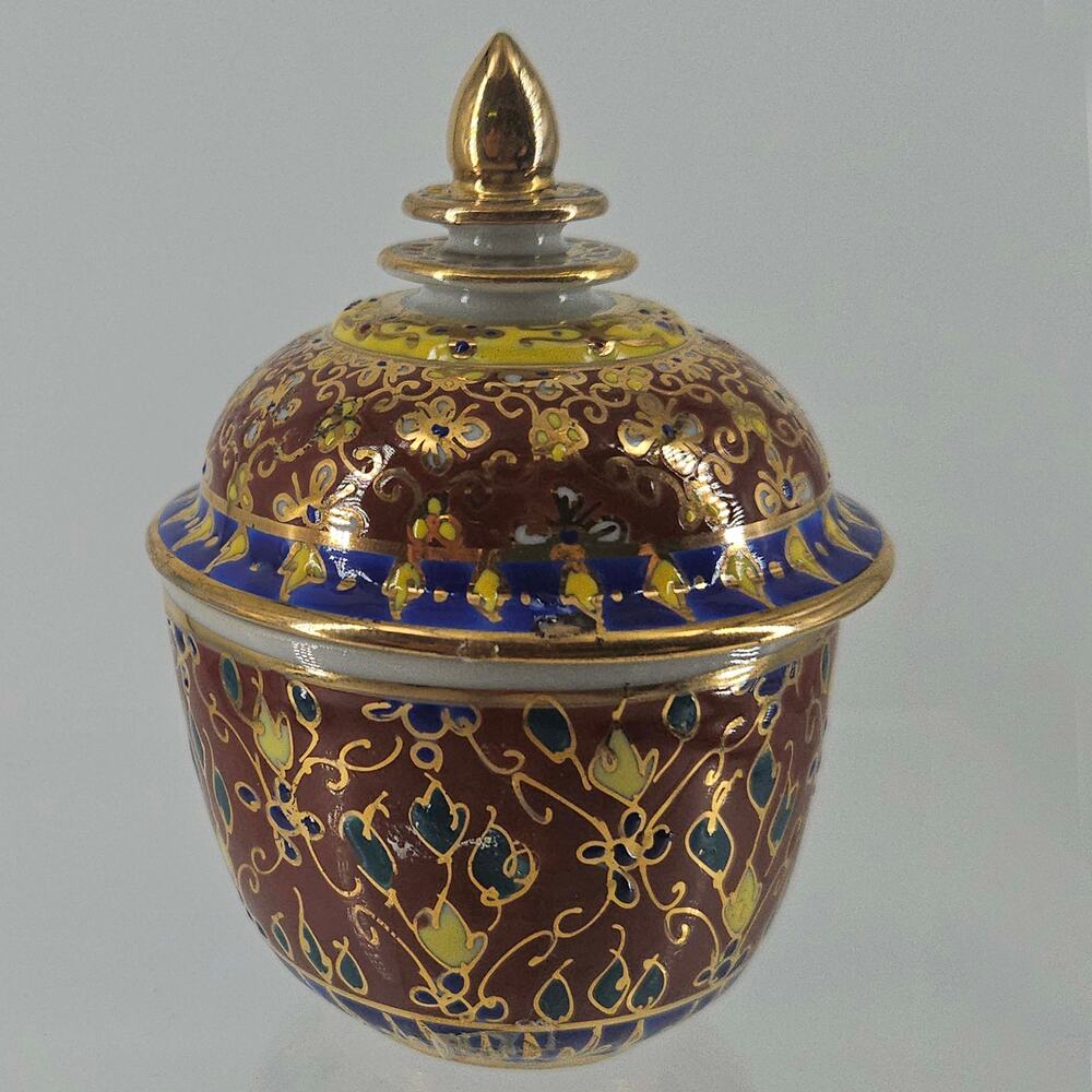 Vintage Thai Benjarong Hand Painted Porcelain Trinket dish w lid blue gold